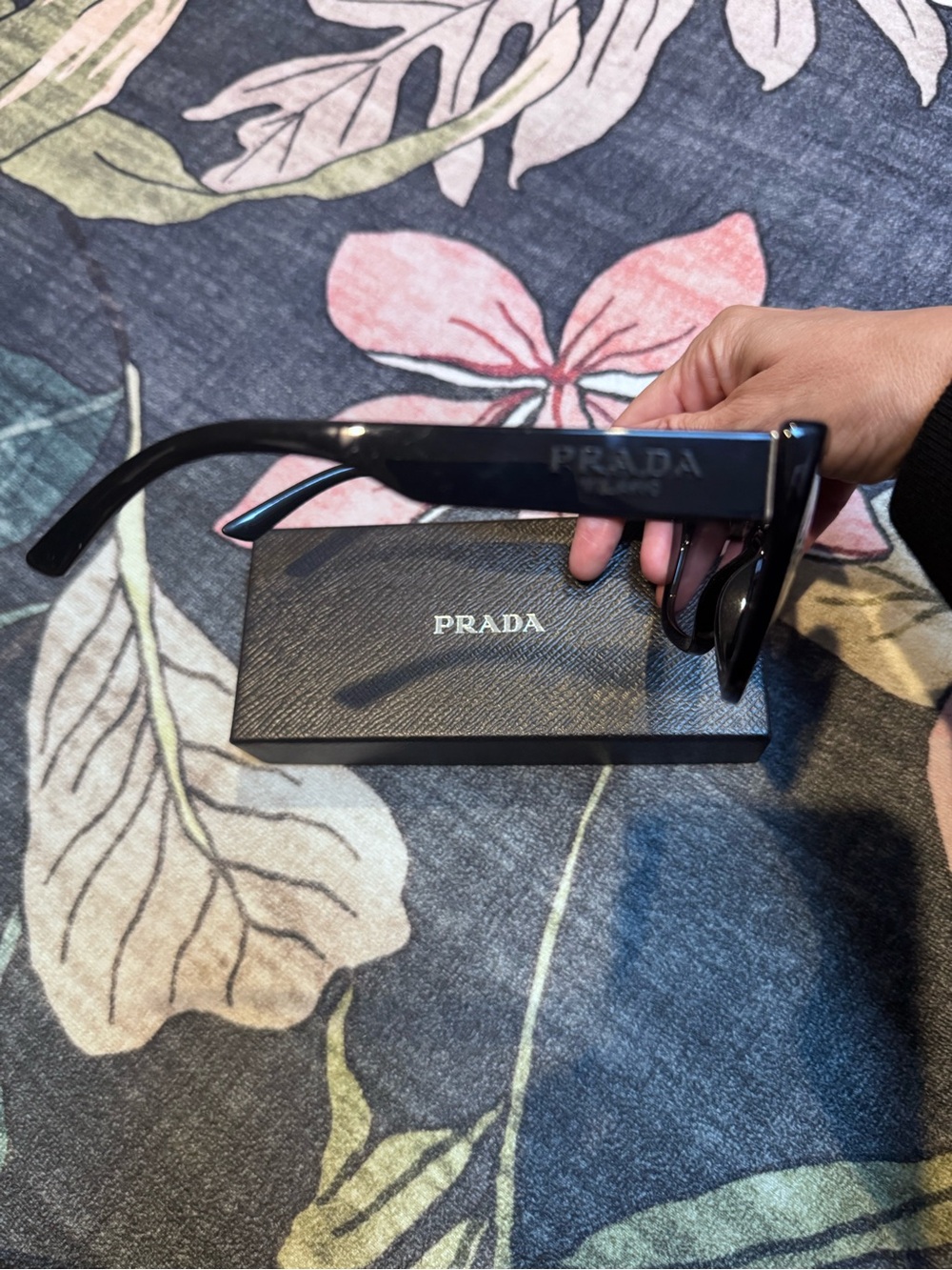 Prada Black Oversized Women's Sunglasses with Branded Case - Picture 3 of 9